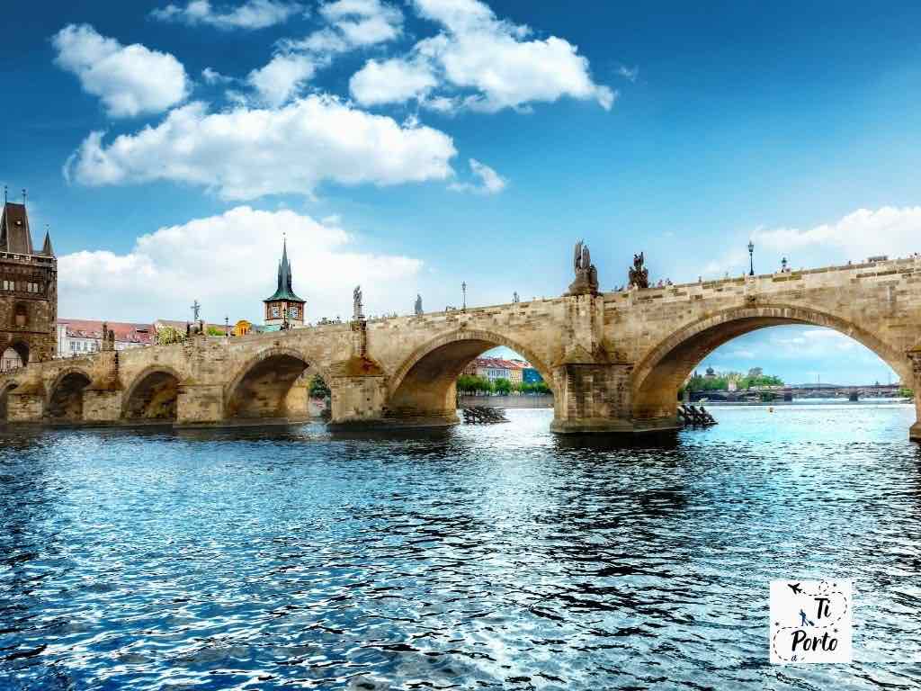 Praga ponte Carlo